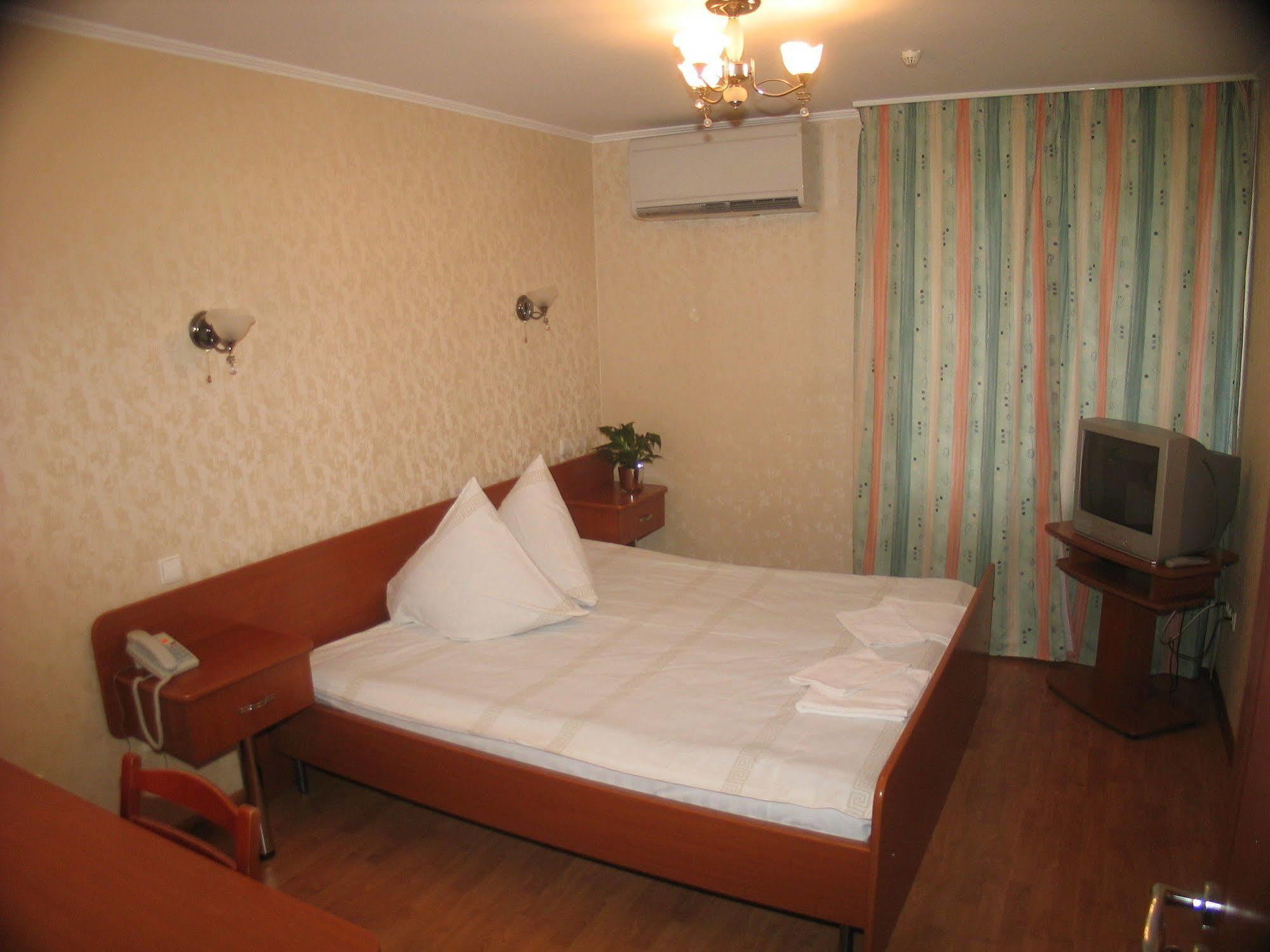 Duets Hotel Daugavpils Exterior photo